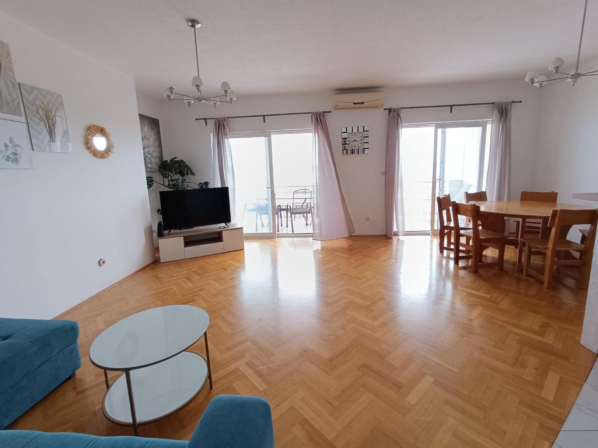 Apartment Lo - With Swimming Pool Спліт Номер фото